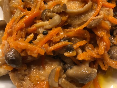 人参 きのこたっぷり鶏肉味噌バター炒め レシピ 作り方 By めくさん 楽天レシピ